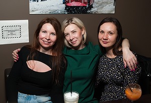 069.jpg