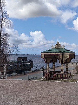 103.jpg