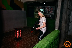 052.jpg