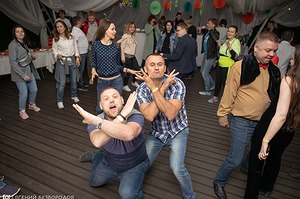 045.jpg