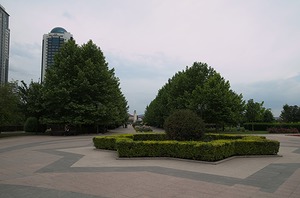 051.jpg