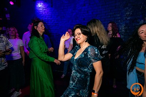 060.jpg