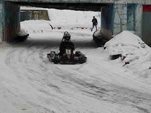 052.jpg