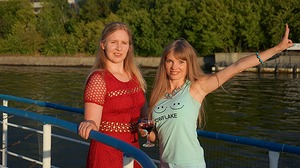 051.jpg