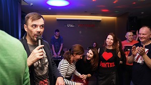 143.jpg