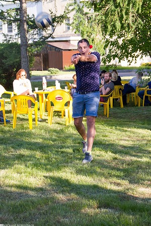 070.jpg