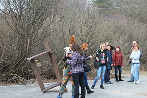 145.jpg