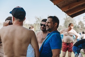 060.jpg