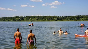 062.jpg