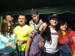 060.jpg