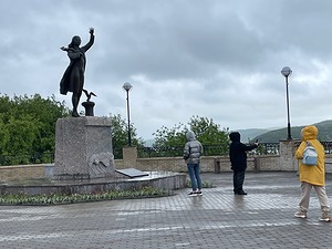 010.jpg