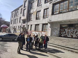 104.jpg