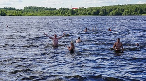 042.jpg