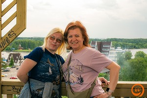 062.jpg