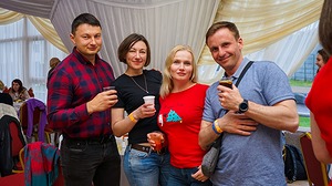 100.jpg