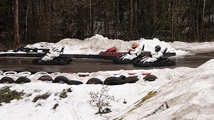 045.jpg