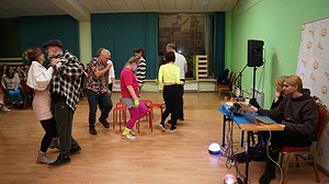 103.jpg